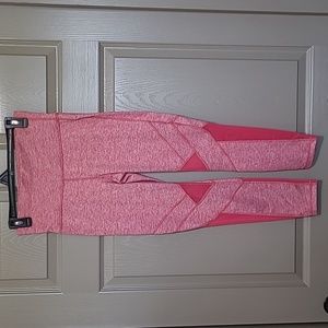 Xersion red pink mesh detail pocket crop leggings size small